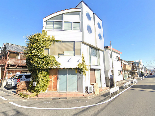 ゼロ・イチ・ゴー・ゼロ社屋